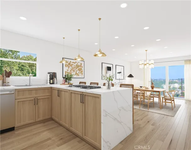 This photo has been virtually renovated and staged.