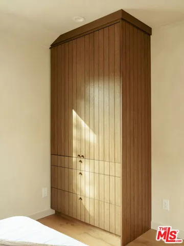 8006 Vicksburg Avenue, Los Angeles, California 90045