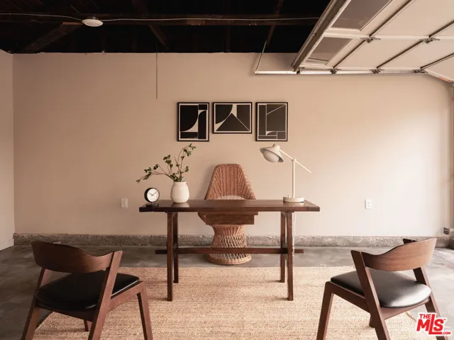 8006 Vicksburg Avenue, Los Angeles, California 90045