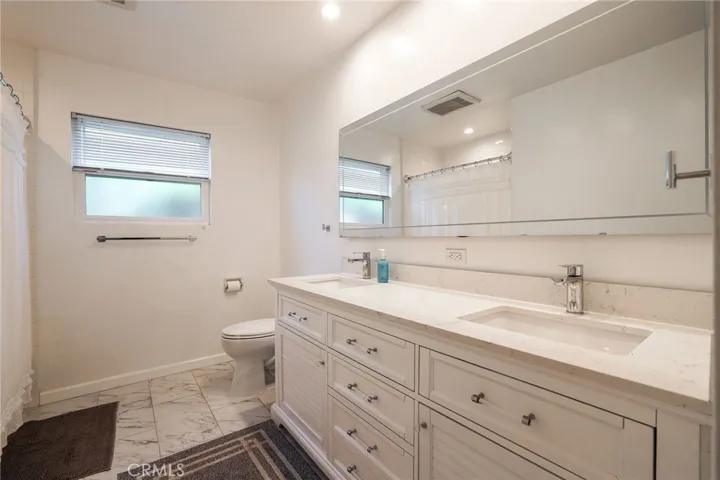 620 Hartford Avenue, Huntington Beach, California 92648