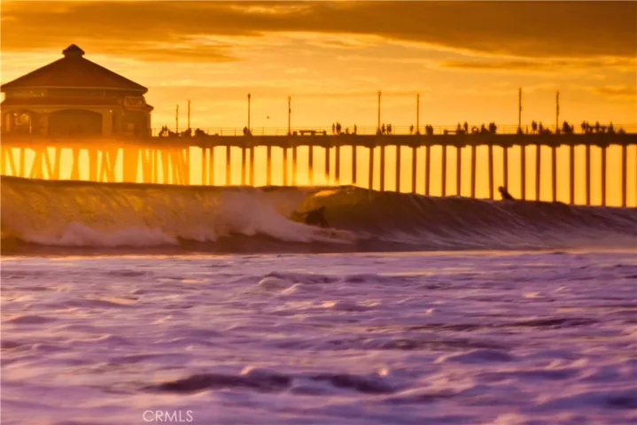 620 Hartford Avenue, Huntington Beach, California 92648