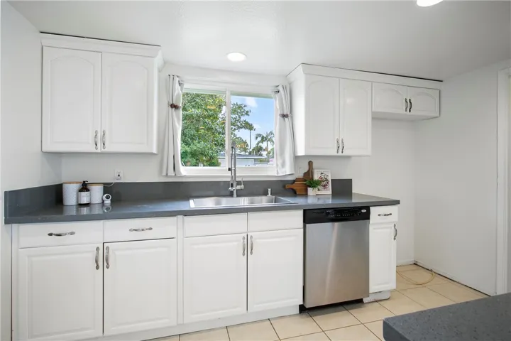 2520 Columbia Drive, Costa Mesa, California 92626