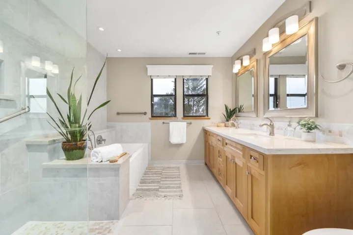 186 Delaveaga Park Drive, Santa Cruz, California 95065
