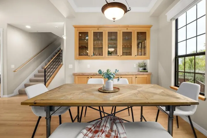 186 Delaveaga Park Drive, Santa Cruz, California 95065