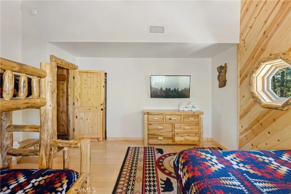 243 Santa Clara Boulevard, Big Bear Lake, California 92315 home-pic-24
