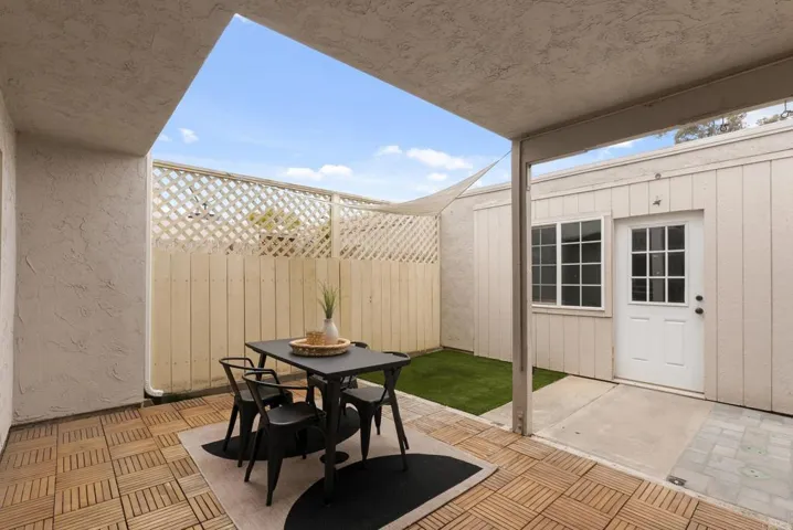 9463 Carlton Oaks Drive D, Santee, California 92071