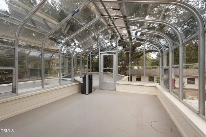 Spectacular atrium