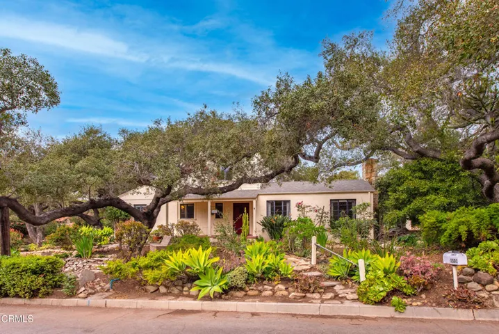 1301 Manzanita Dr