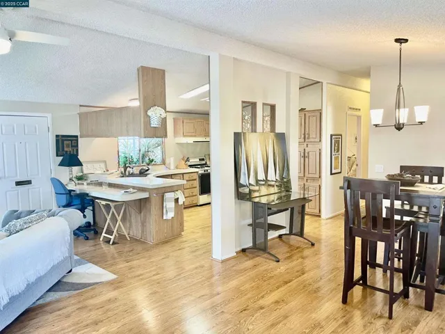 300 E East H St, Benicia, California 94510