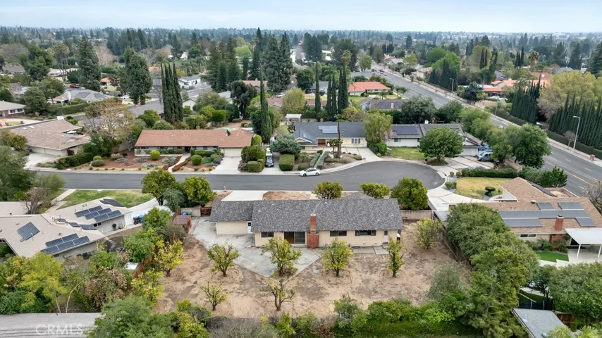 9915 Hallack Avenue, Northridge, California 91324