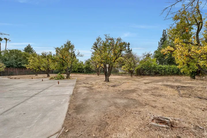 9915 Hallack Avenue, Northridge, California 91324