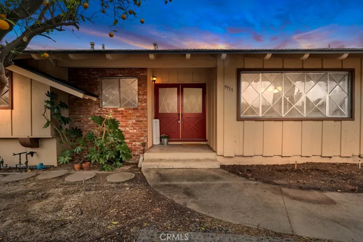 9915 Hallack Avenue, Northridge, California 91324