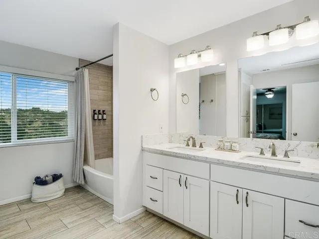 2820 Via Del Robles, Fallbrook, California 92028