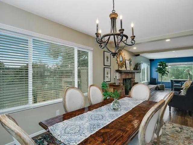 2820 Via Del Robles, Fallbrook, California 92028