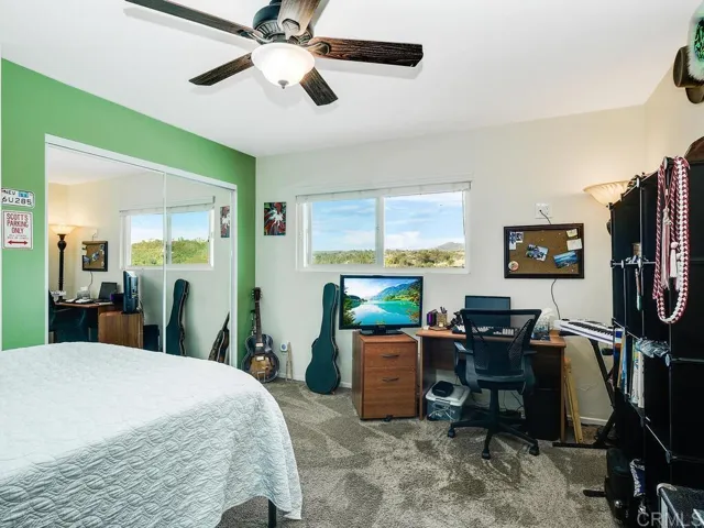 2820 Via Del Robles, Fallbrook, California 92028