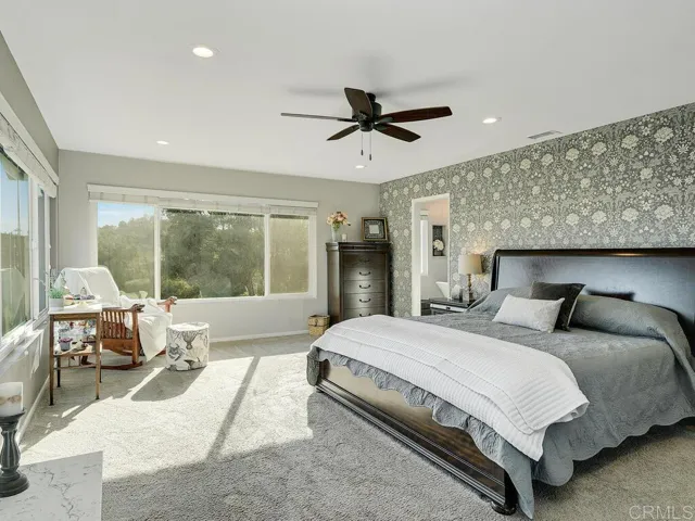 2820 Via Del Robles, Fallbrook, California 92028
