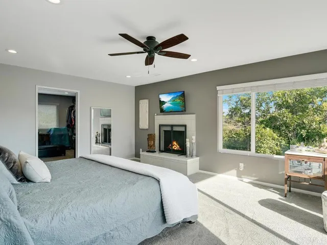 2820 Via Del Robles, Fallbrook, California 92028