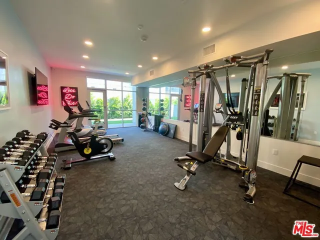 8017 W Norton Avenue 305, West Hollywood, California 90046