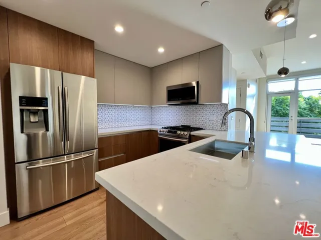 8017 W Norton Avenue 305, West Hollywood, California 90046