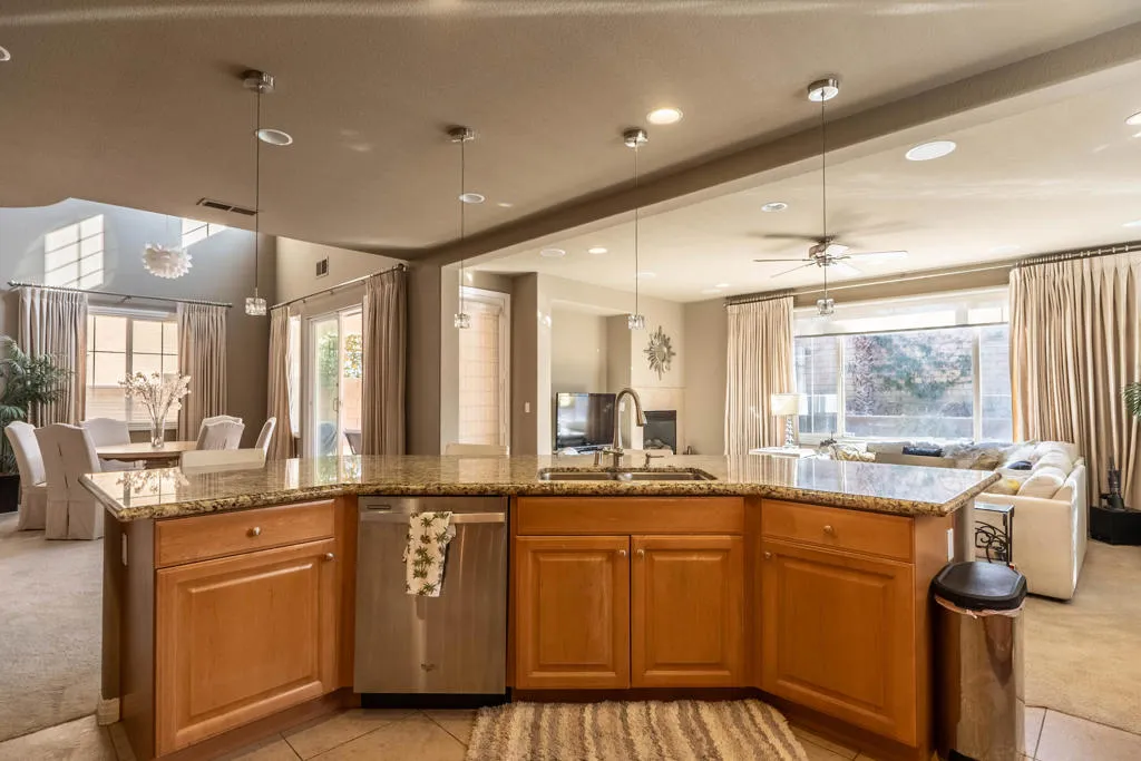 73447 Travers Street, Palm Desert, California 92211 home-pic-11