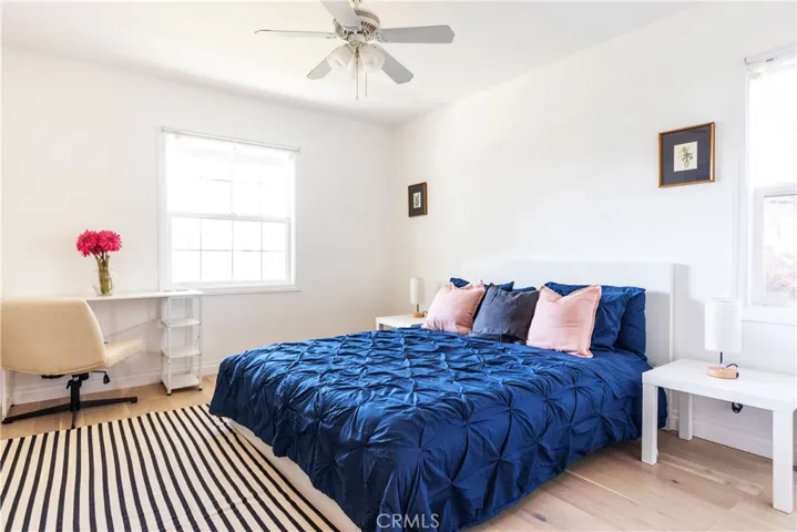 5920 Shoshone Avenue, Encino, California 91316