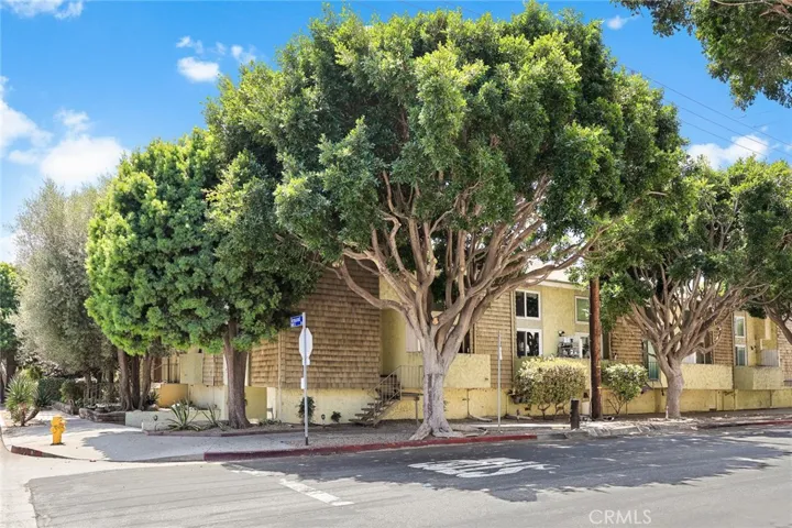 1605 Armacost Avenue 106, Los Angeles, California 90025