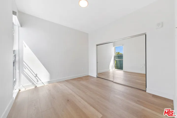1001 N Fairfax Avenue 201, West Hollywood, California 90046