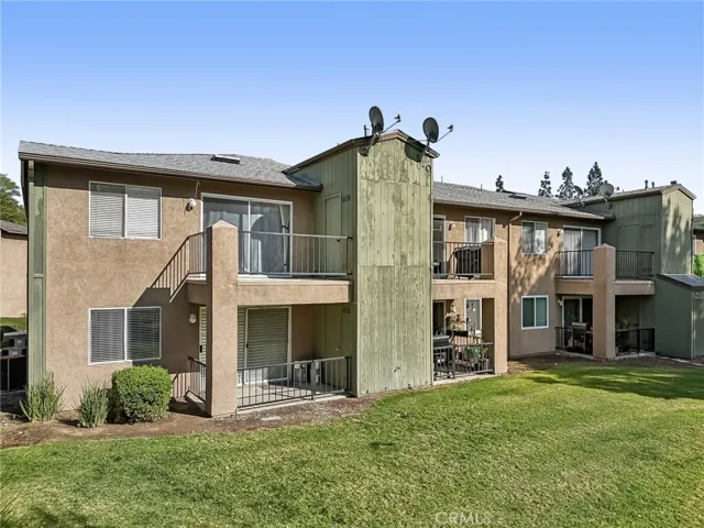 2576 Avenida Del L104, Corona, California 92882