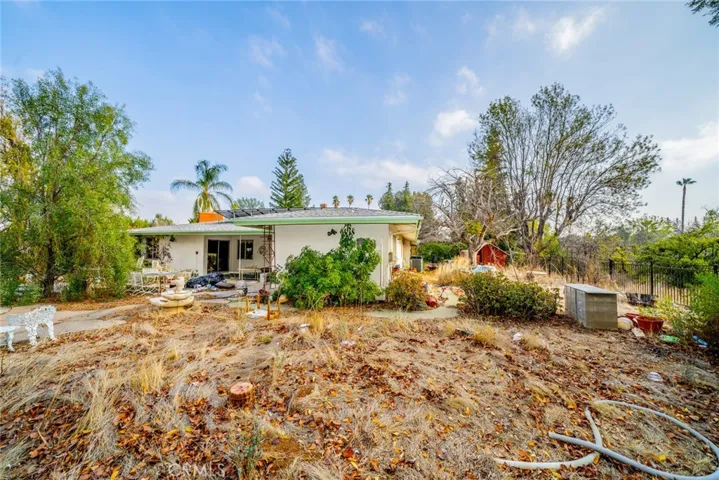 1550 Marion Road, Redlands, California 92374