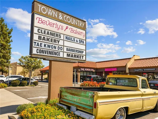 3020 Brea Boulevard, Fullerton, California 92835