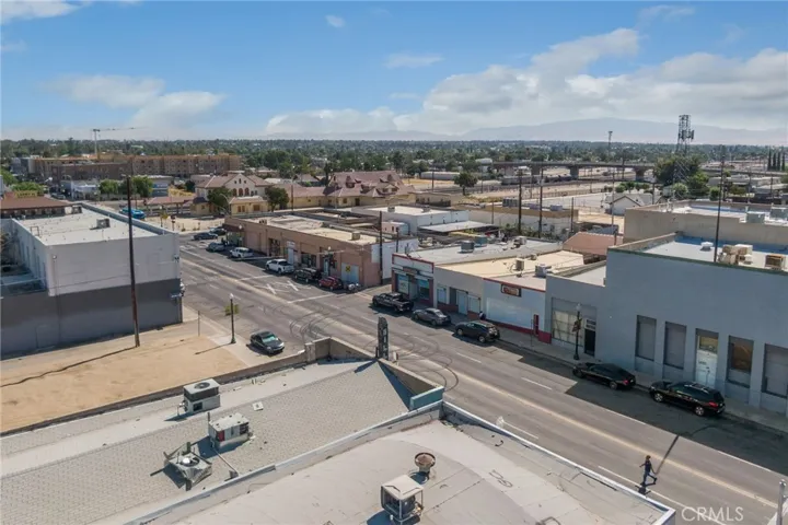809 Baker Street, Bakersfield, California 93305