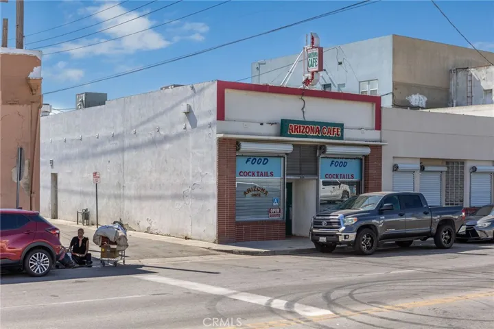 809 Baker Street, Bakersfield, California 93305