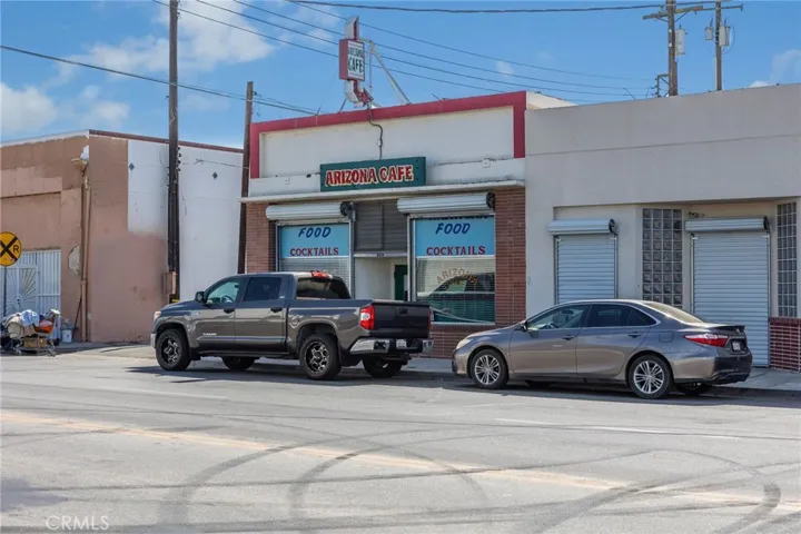 809 Baker Street, Bakersfield, California 93305