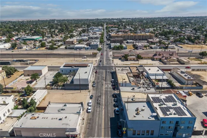 809 Baker Street, Bakersfield, California 93305