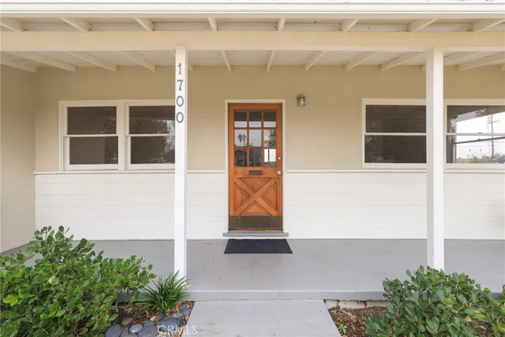 1700 Brigden Road, Pasadena, California 91104