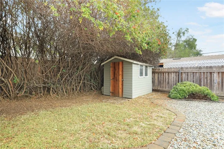 1700 Brigden Road, Pasadena, California 91104