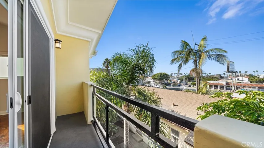 521 Avenue C B, Redondo Beach, California 90277