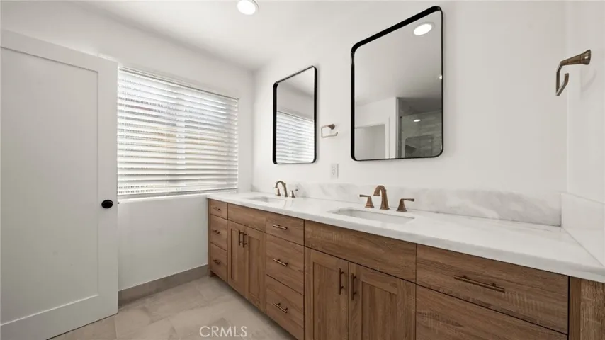 521 Avenue C B, Redondo Beach, California 90277