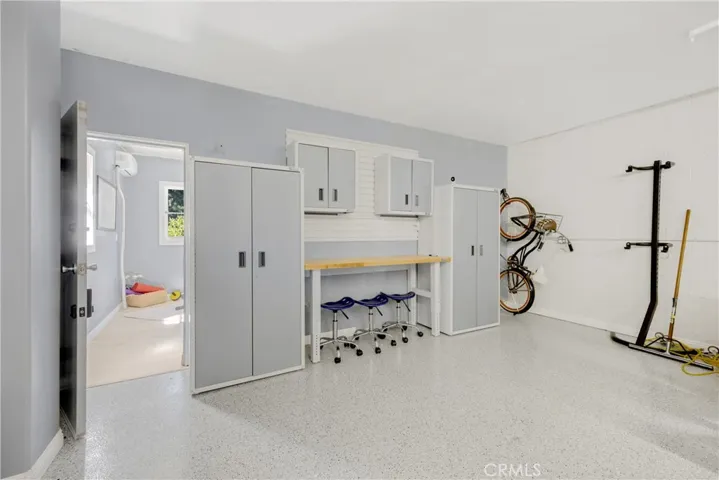Workbench & Storage