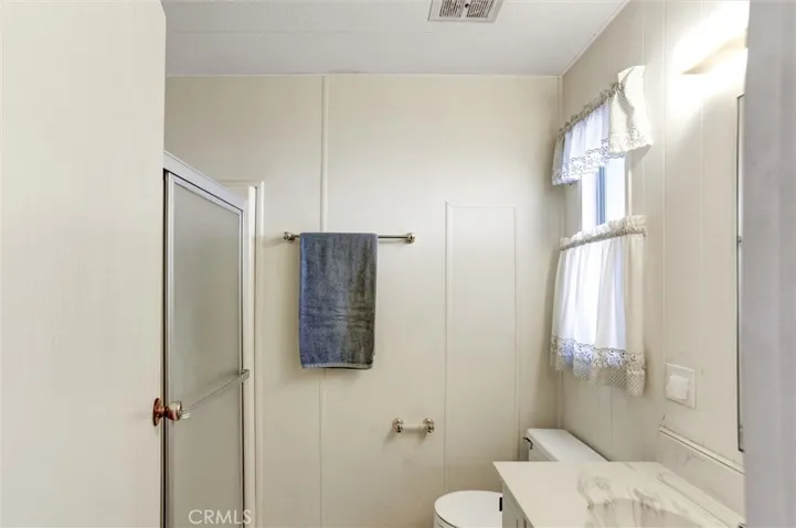 Main 3/4 Bathroom