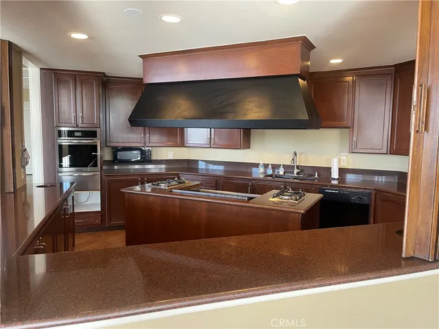 Nice Club house kitchen to use for events