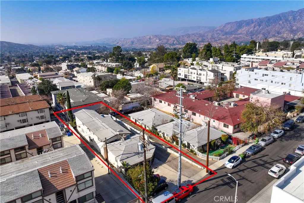 10139 Hillhaven Avenue, Tujunga, California 91042 home-pic-12