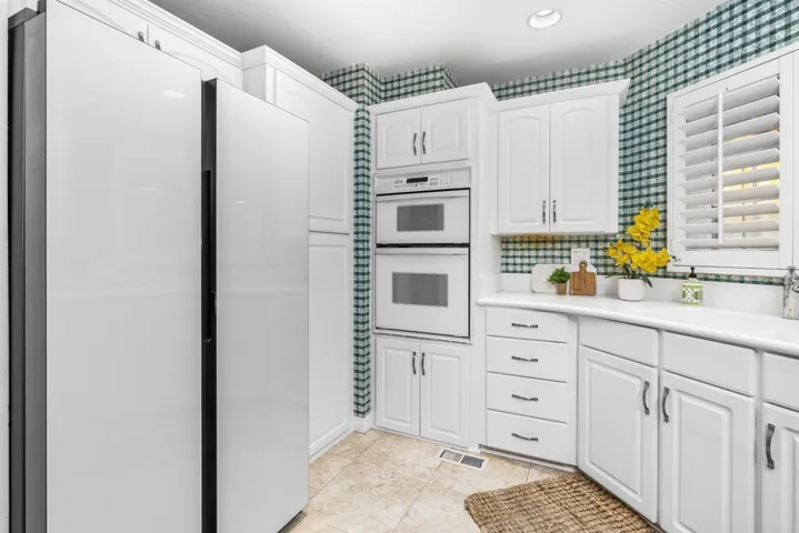 2010 W San Marcos Blvd #25, San Marcos, California 92078