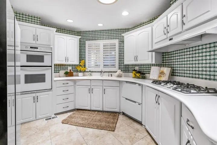 2010 W San Marcos Blvd #25, San Marcos, California 92078