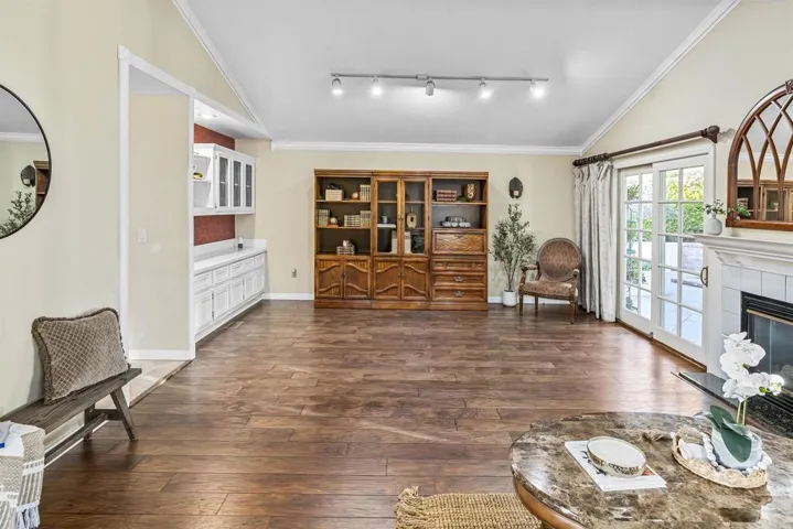 2010 W San Marcos Blvd #25, San Marcos, California 92078