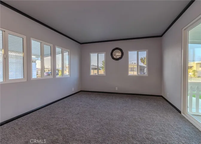 281 Santa Clara Circle, Hemet, California 92543