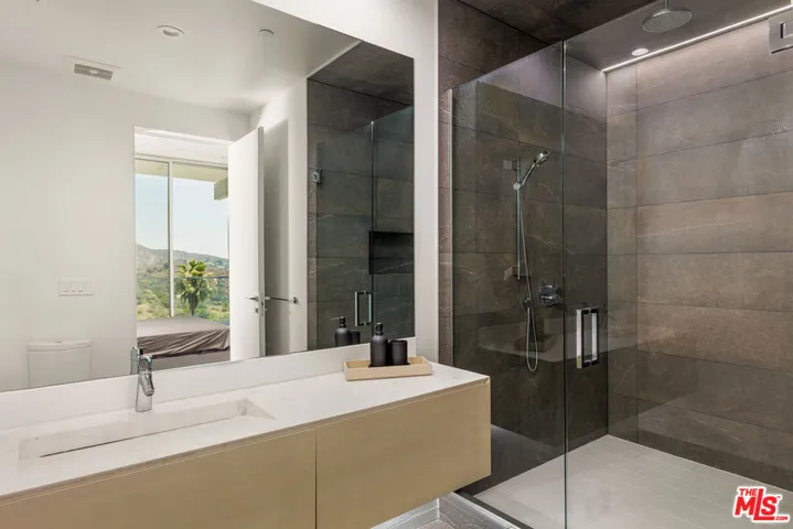 2650 Creston Drive, Los Angeles, California 90068