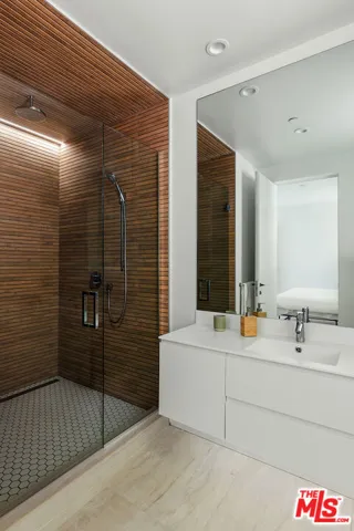 2650 Creston Drive, Los Angeles, California 90068
