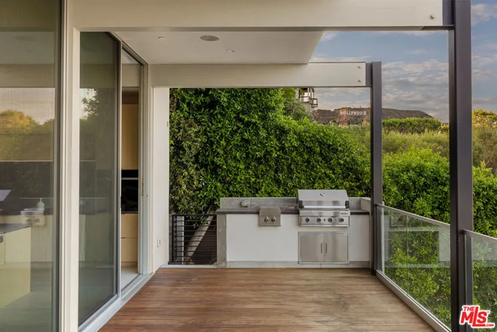 2650 Creston Drive, Los Angeles, California 90068