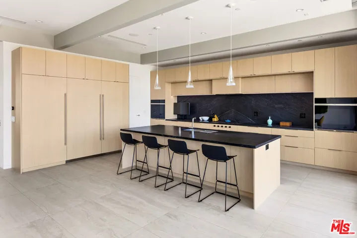 2650 Creston Drive, Los Angeles, California 90068